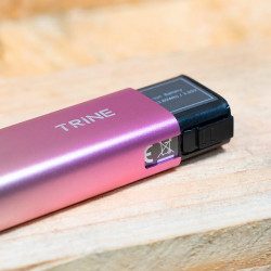 Kit vape Innokin Trine avec batterie détachable pour une vape écologique, présenté en Purple.